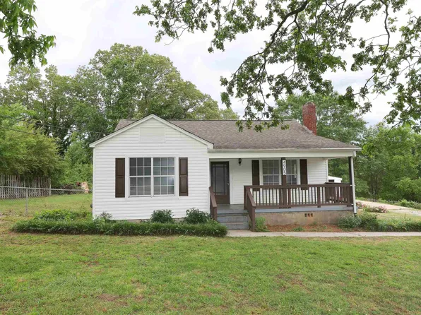 4905 Saks Rd, Anniston, AL 36206