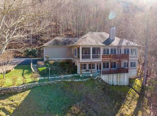 43 Grouse Nest Rd, Whittier, NC 28789
