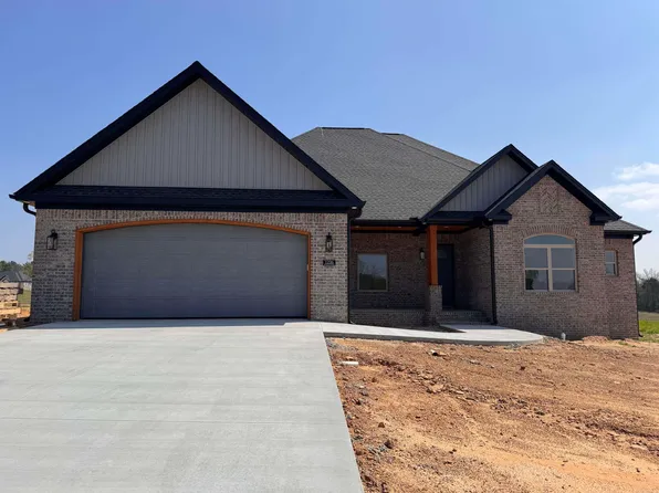 1226 Zenyatta Ct, Searcy, AR 72143