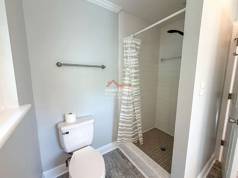 220 Cordoba St — Photo 23