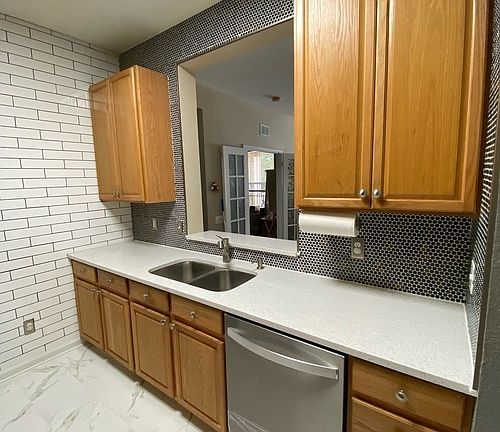 5th image of 6434 Cava Alta Dr Unit 204