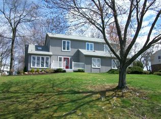 408 Forest Trails Dr, Wexford, PA