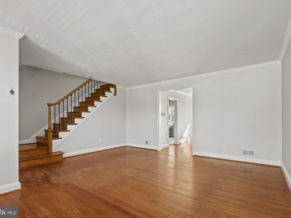 1509 Upshire Rd, Baltimore, MD 21218