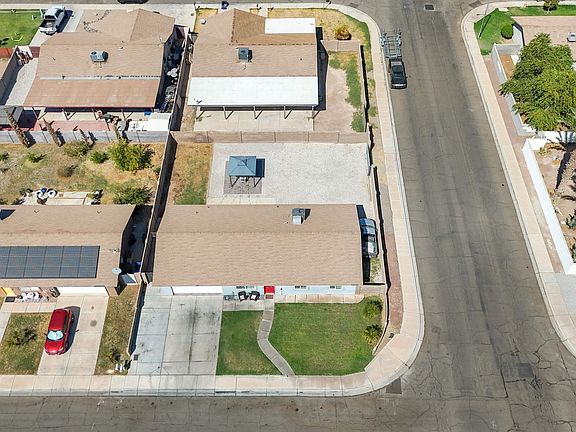 5th image of 2908 W 27th Ln