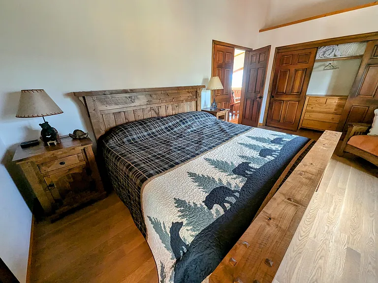 Master bedroom with King bed