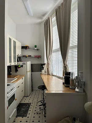 Rented by Sandra Ospina, Licensed Real Estate Broker | media 11