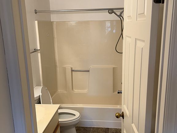 2nd image of 250 Selby Ave APT 24