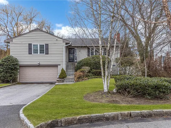 22 Crawford Street, Bronxville, NY 10708