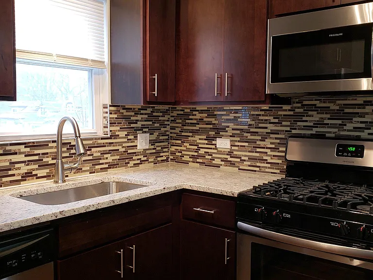 2505 W Granville Ave #1W — Photo 3