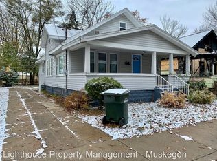 1081 Holt St, Muskegon, MI 49442