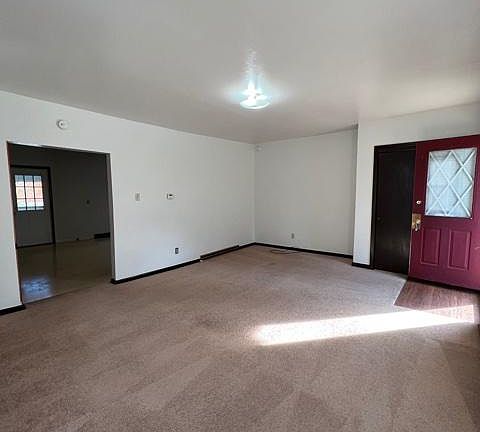 4th image of 141-143 Alwine Ave