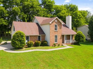 1983 Cane Brake Rd, Clarksville, TN 37040