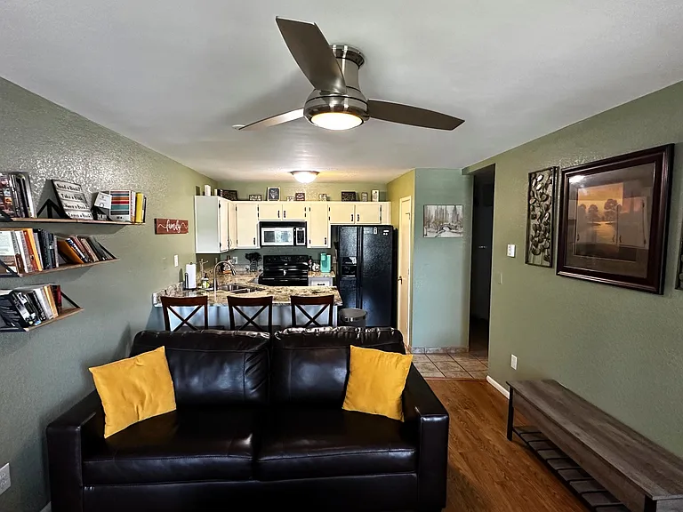 2700 S White Mountain Rd #201 — Photo 7