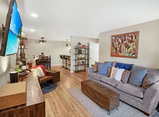 220 E Remer Rd #305, Elkhorn, WI 53121