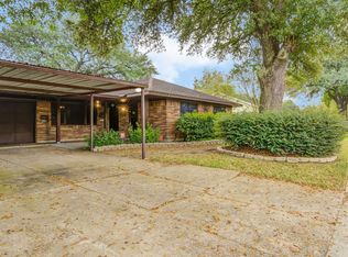 2207 Harper Dr, Pasadena, TX 77502