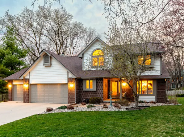 615 Chelsea Ct, Ames, IA 50014