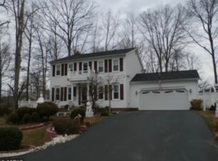 11819 Geranium St, Fredericksburg, VA 22407