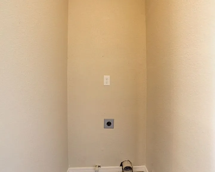 S 79th E Ave Duplex — Photo 14