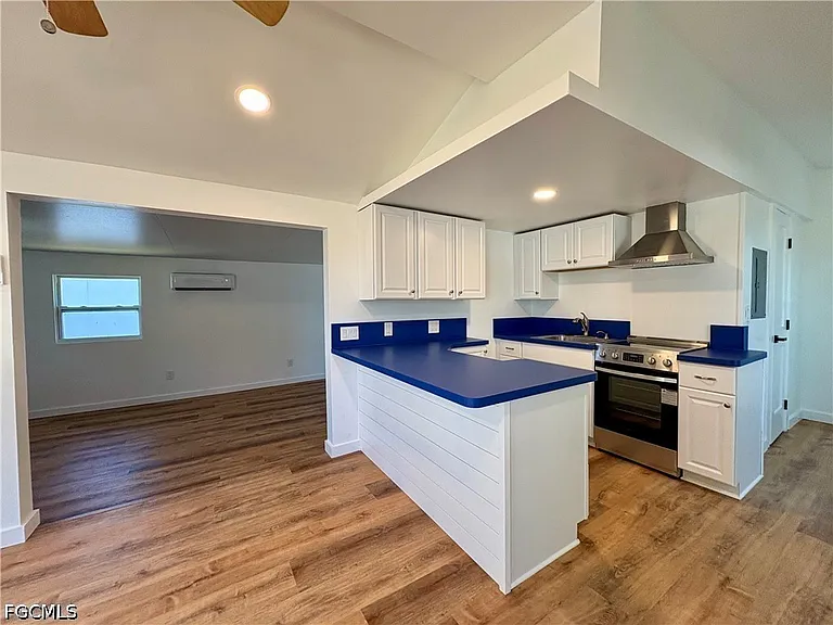 5675 Pine Island Rd NW — Photo 6