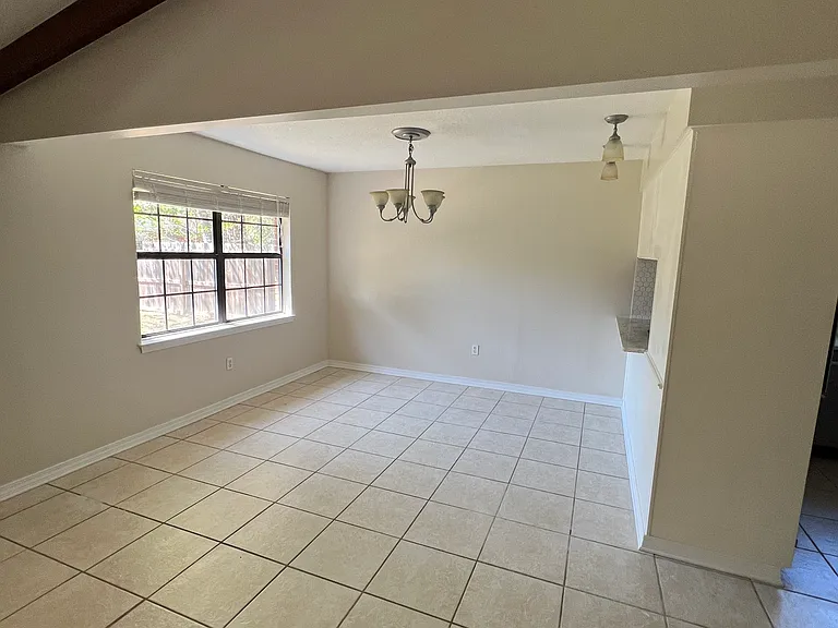 859 Camp Wilkes Rd — Photo 20