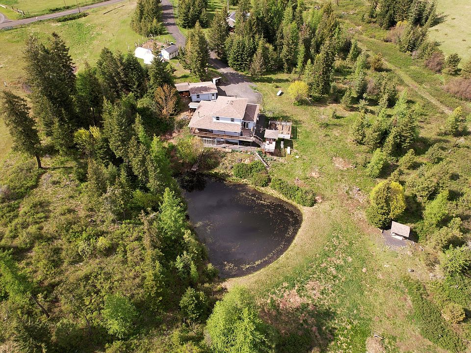 1st image of 1066 Claypit Rd