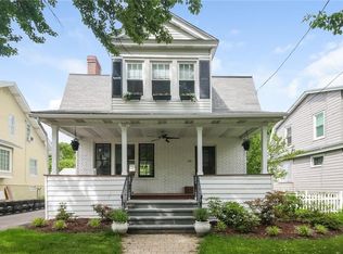 108 Edgewood Pl, Fairfield, CT 06825