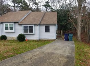 210 E Winged Foot Ct, Little Egg Harbor Twp, NJ 08087