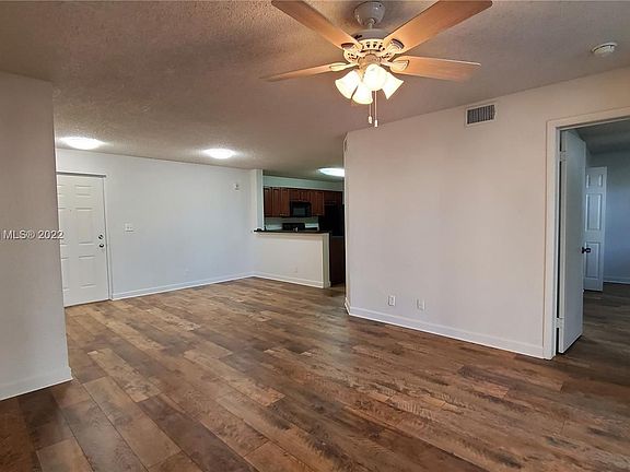 4th image of 10121 W Sunrise Blvd APT 103