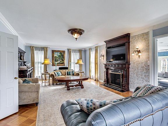 5th image of 9554 Central Park Ave