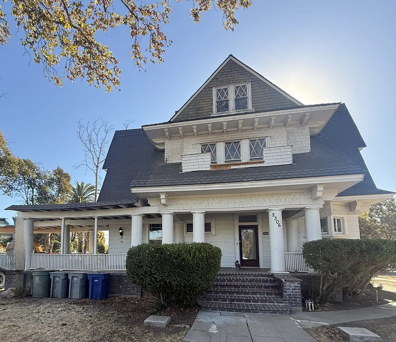 3 bed, 1.5 bath, 1800 sqft, $1,800 — Photo 1