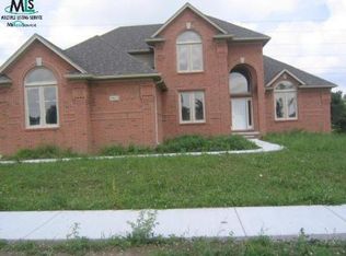 54823 Preston Pnes, Update, MI 48315