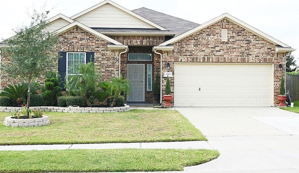 1st image of 12571 Colony Hill Ln