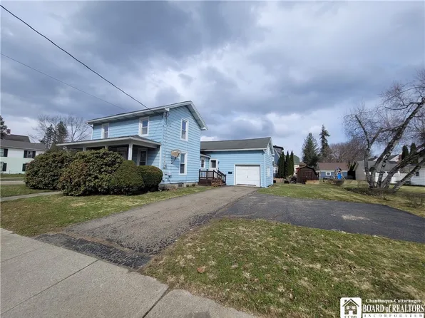 200 Hallock St, Jamestown, NY 14701