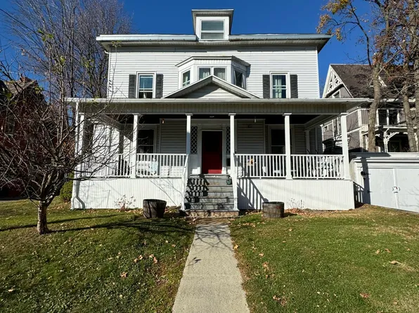 7 Collins Avenue, Troy, NY 12180