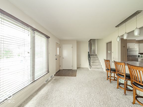 4th image of 1234 Forest Dr