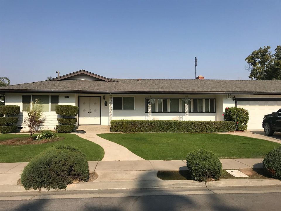 1st image of 534 W Bullard Ave