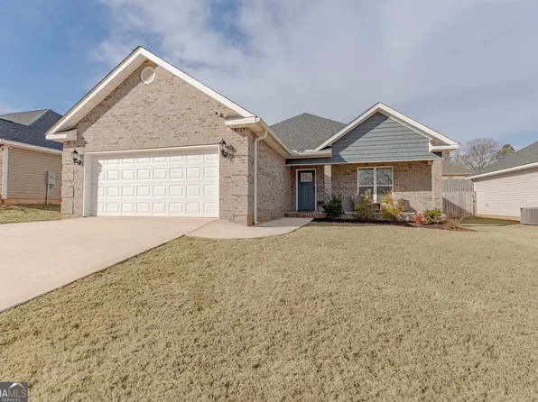 152 Hawks Ridge Trce, Byron, GA 31008