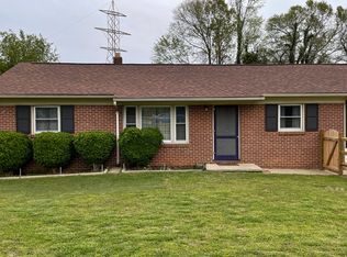 328 Belton Ave, Mount Holly, NC 28120