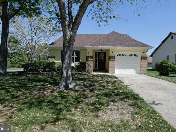 113 Ash Rd, Manahawkin, NJ 08050