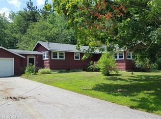 32 New Rd, Hollis Center, ME 04042