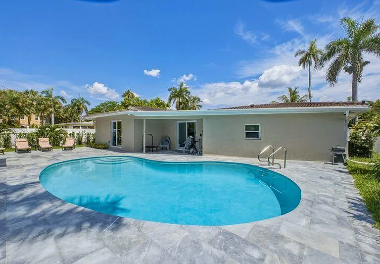 632 Las Palmas Park — Photo 10