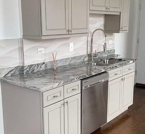 2nd image of 623 E Groveland Park #1818