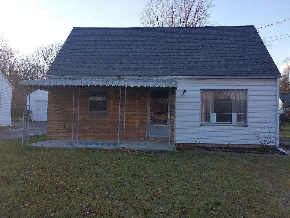 1st image of 40 N Roanoke Ave