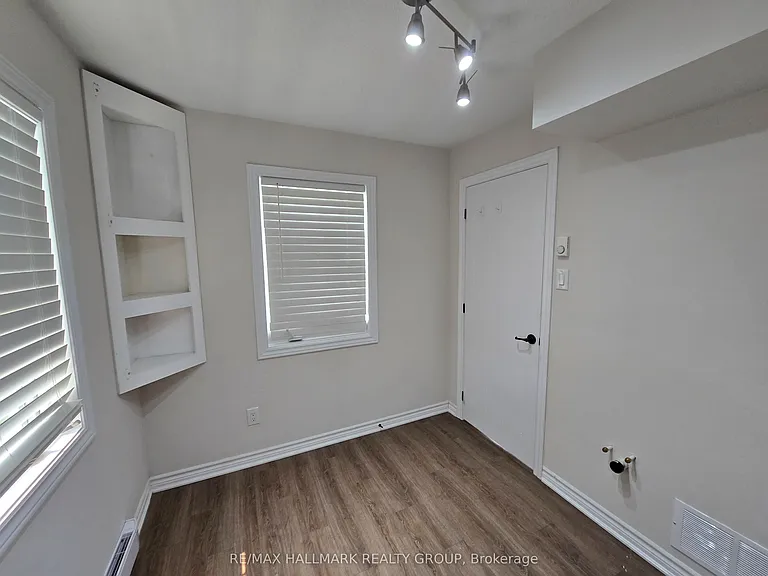 549 Ensatina Cres — Photo 7