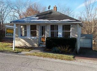 709 Isabella Ave, Apollo, PA 15613