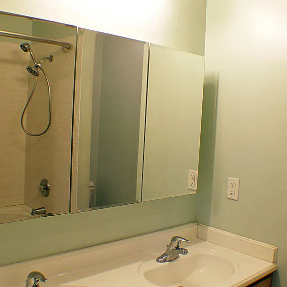 727 E Henry St — Photo 7