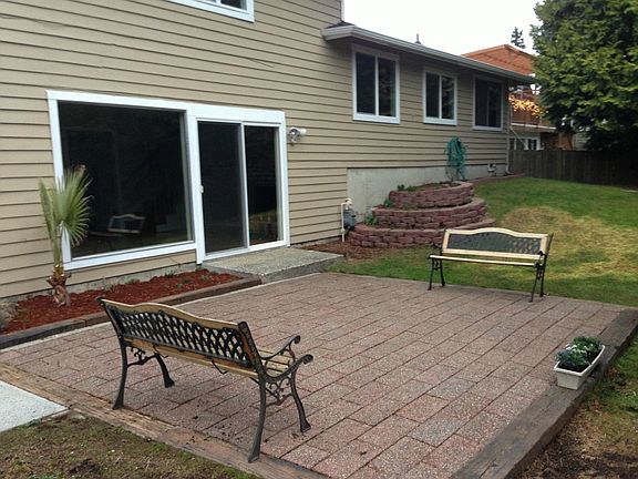 4th image of 12117 NE 142nd St