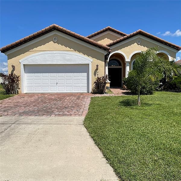 1st image of 353 Villa Sorrento Cir