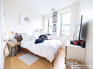 490 Harrison Ave APT 402, Boston, MA 02118