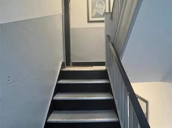 2837 West 15th Street image 2 of 9